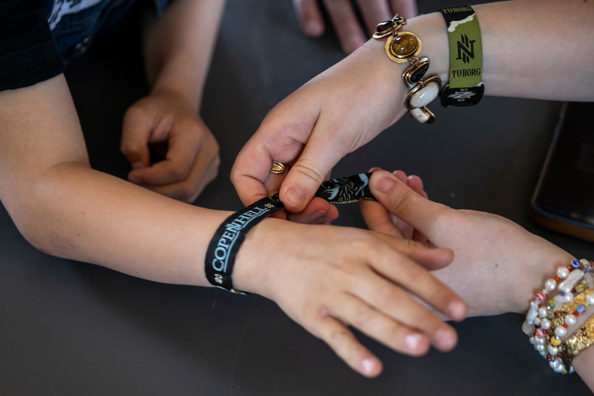 FÅ COPENHELL-ARMBÅND PÅ FØR FESTIVALEN