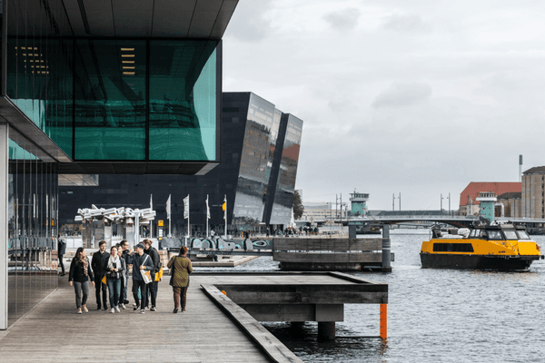 Guidet omvisning: BLOX bag facaden